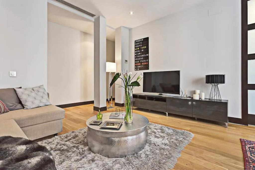 Spacious Luxury 1Br In Centro! S.An マドリード エクステリア 写真