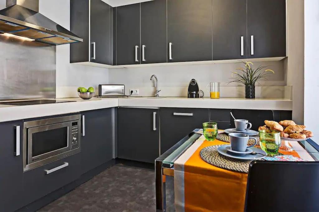 Spacious Luxury 1Br In Centro! S.An マドリード エクステリア 写真